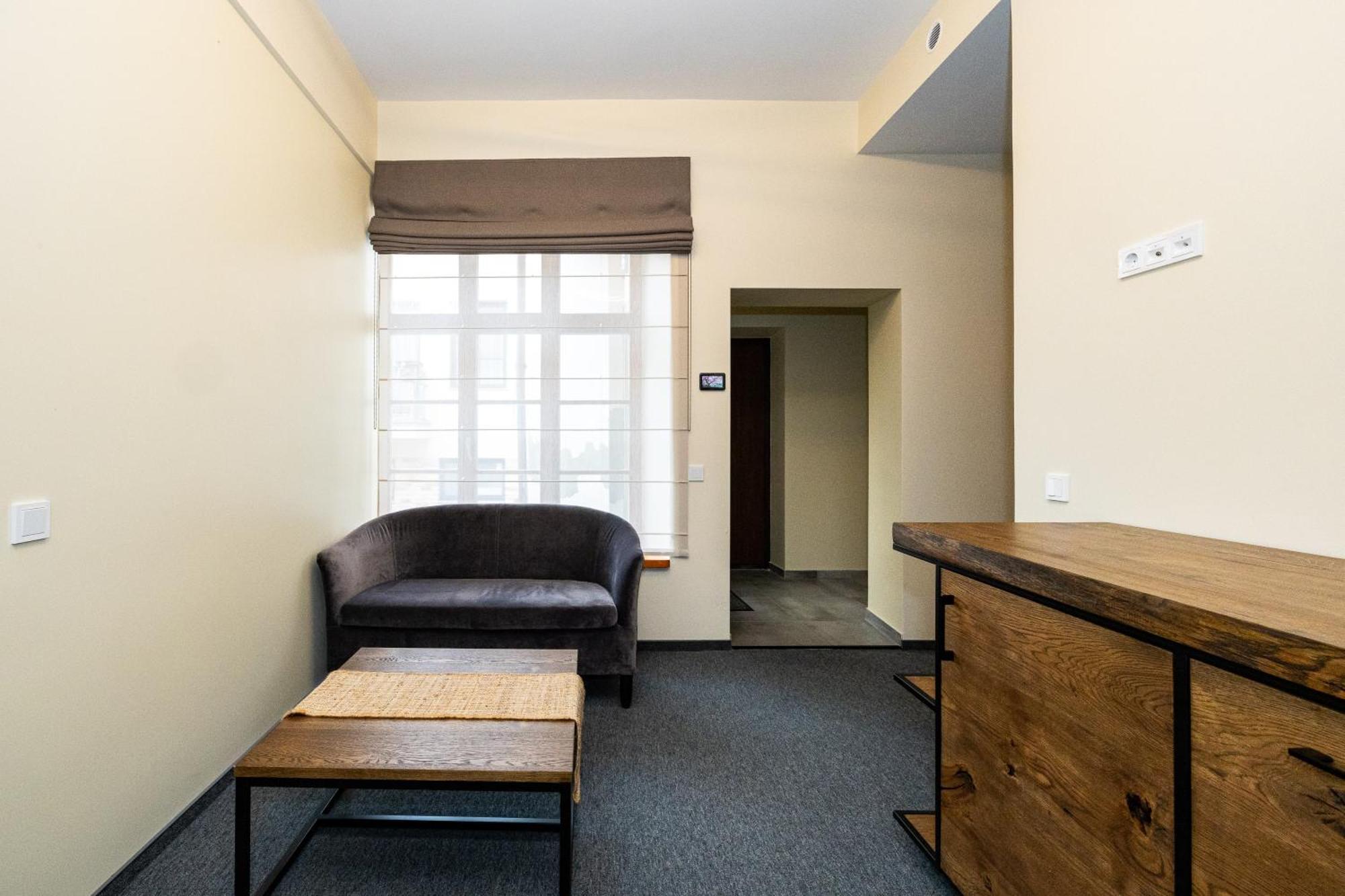 Marinaside Woodland Apt, By Cohost